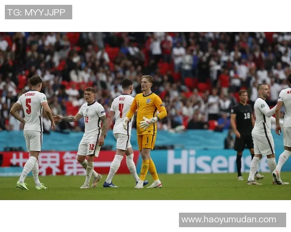 实况足球明星挑战赛盛况空前球迷热情高涨共庆足球激情之夜 实况足球明星挑战赛盛况空前球迷热情高涨共庆足球激情之夜